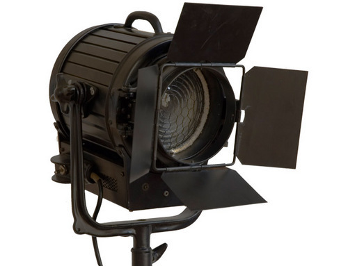 https://flaxzy.com/storage/photos/1/Light/fresnel-light-1000x1000.jpg